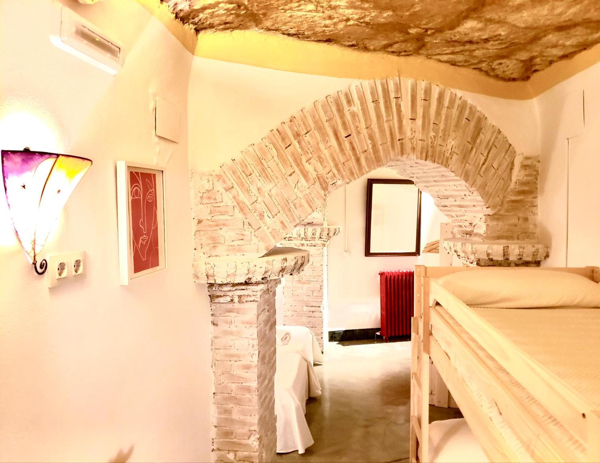 Casa Rural Cueva El Nido Casas de Fernando Alonso Екстериор снимка