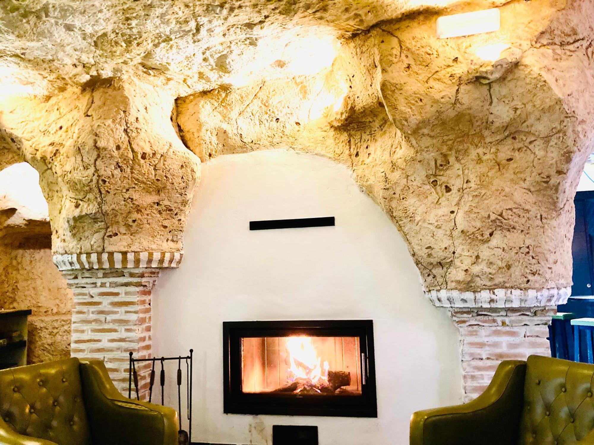 Casa Rural Cueva El Nido Casas de Fernando Alonso Екстериор снимка