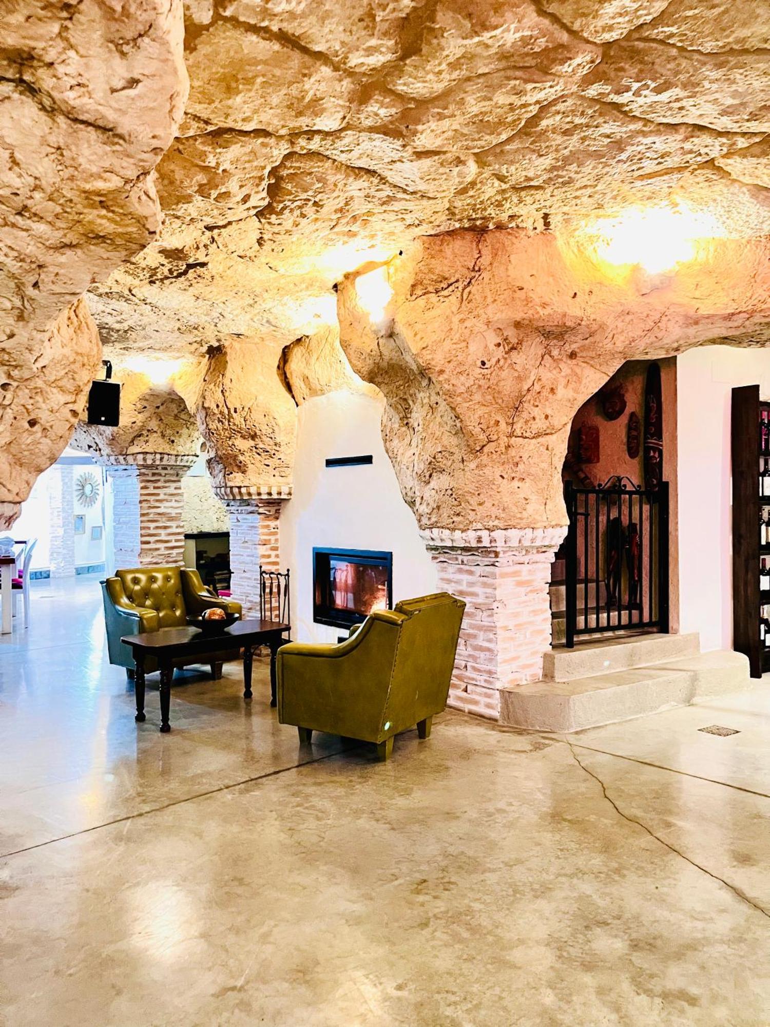 Casa Rural Cueva El Nido Casas de Fernando Alonso Екстериор снимка
